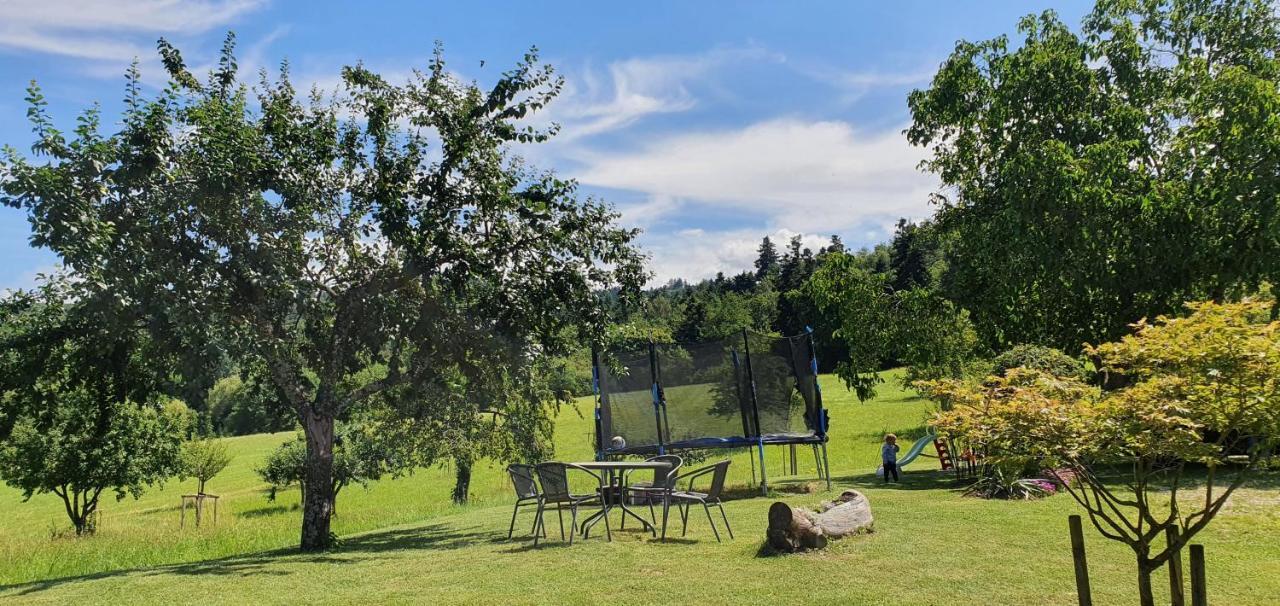 Paradies 2 Castellberg-Jakobsweg Ballrechten-Dottingen Luaran gambar