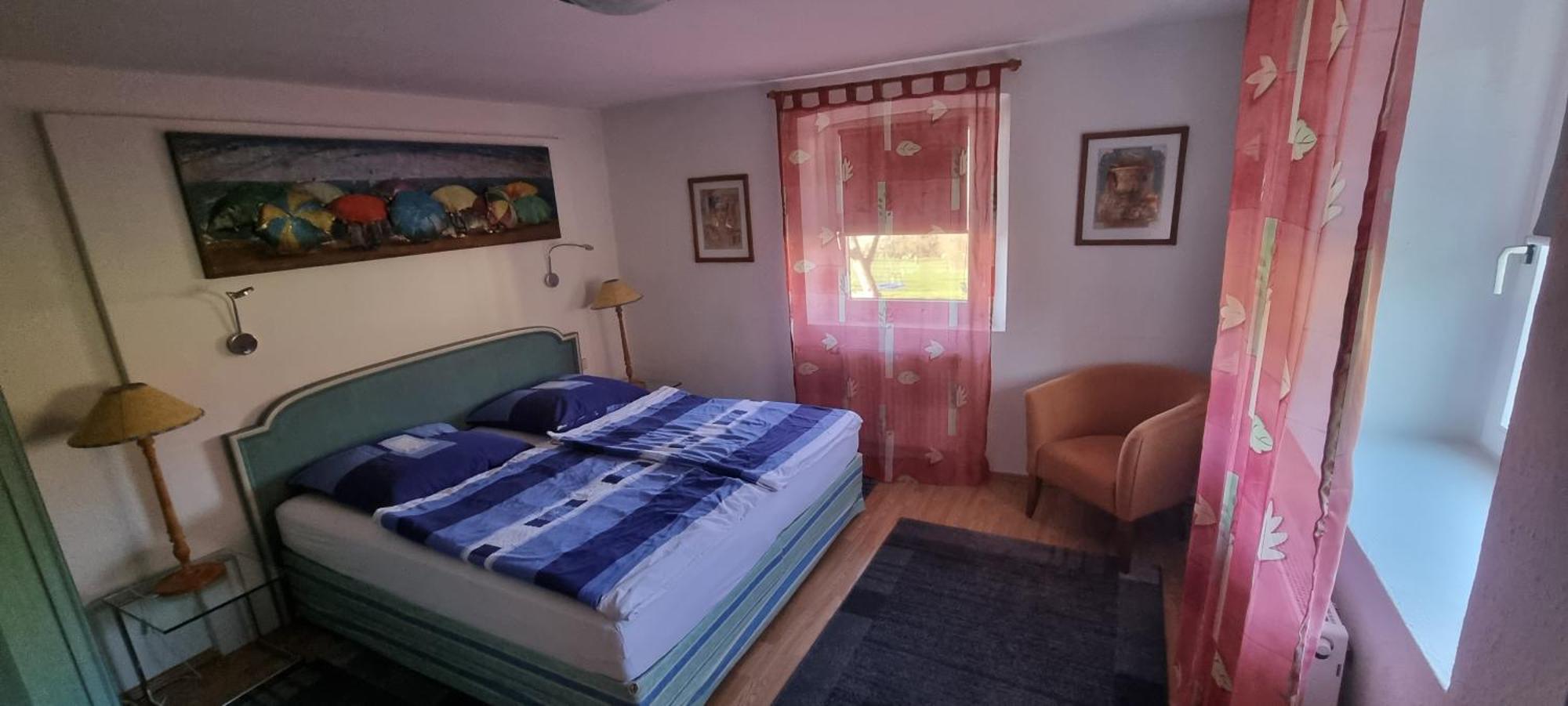 Paradies 2 Castellberg-Jakobsweg Ballrechten-Dottingen Luaran gambar